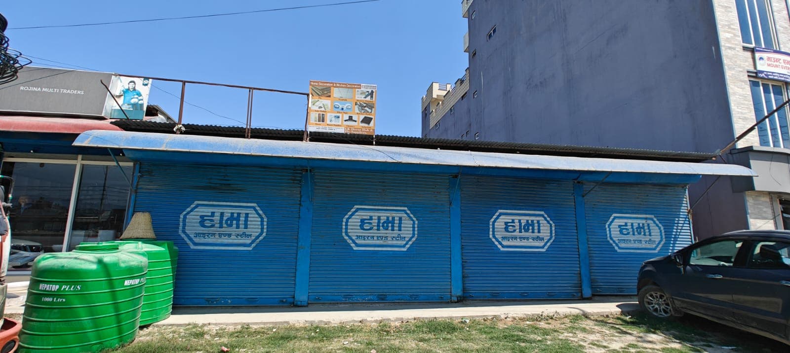 Shutter for rent in Chauthe