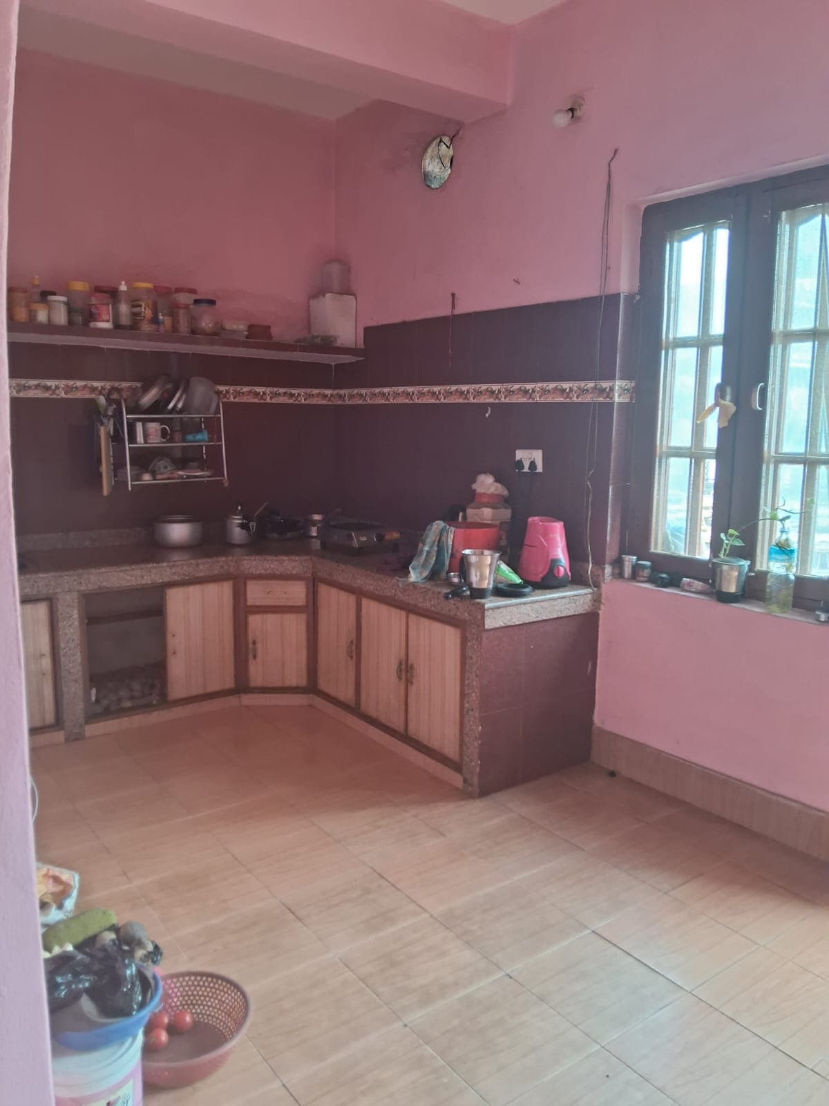 Flat for rent in Ranipauwa