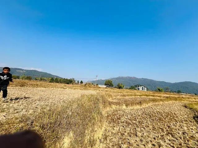 Land for sale in Takanja Besi